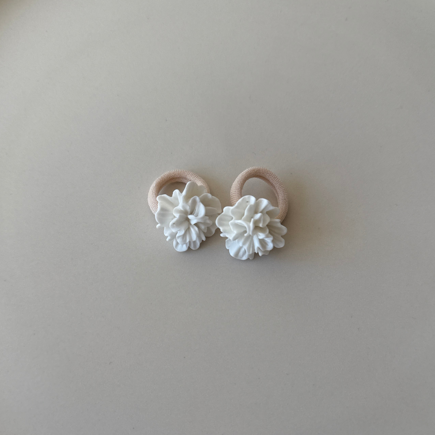 Haarelastiek - Bloesem wit - Studio Joliva