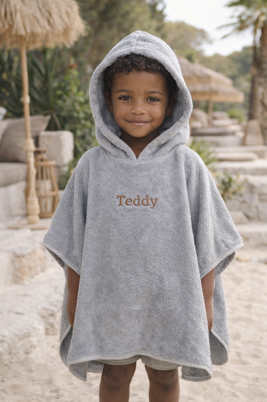 Badponcho met naam - Studio Joliva