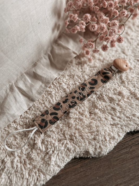 Speenkoord Leopard met naam - Studio Joliva