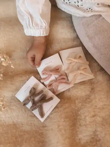 Alligator - Wollen strikje