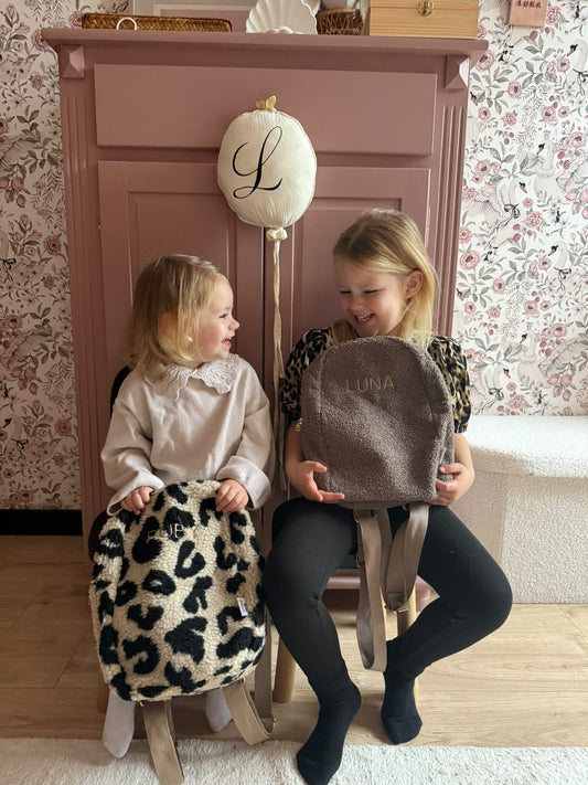 Teddy Rugzak met Naam – Lichtbruin | Studio Joliva - Studio Joliva