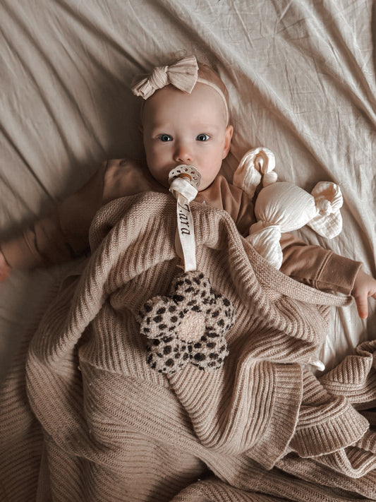Teddy speenknuffel met naam - bloem print