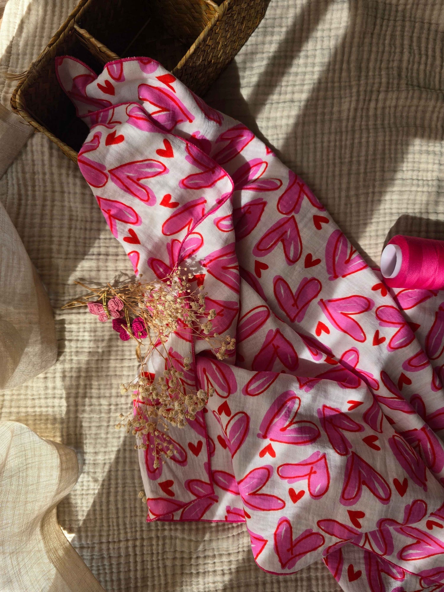 Mousseline Swaddle - Heartbeat
